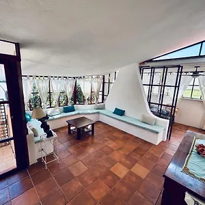 Bed and breakfast De Janas, La Caletta