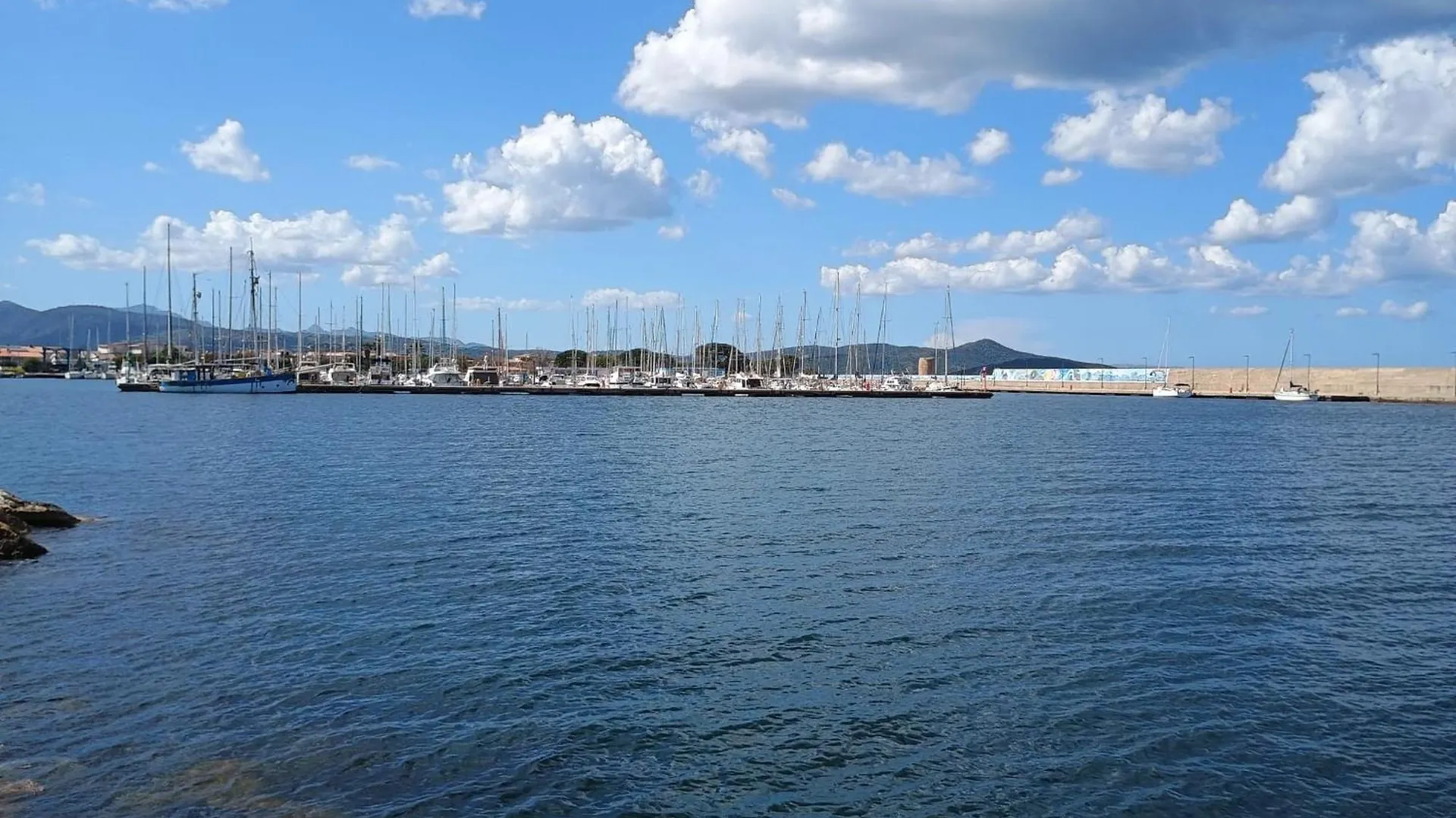 Сasa de vacaciones Villa La Terrazza Di Chiara La Caletta Italia
